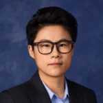 关正荣，某汽车集团