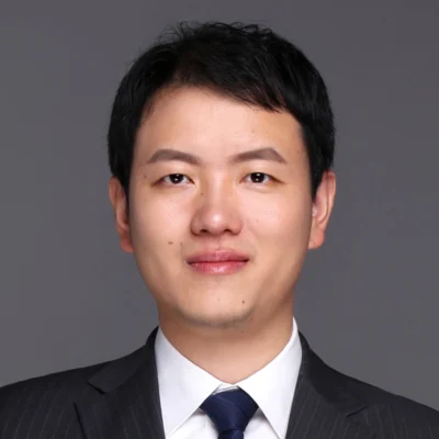 周庆，正泰电气股份有限公司